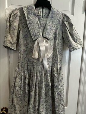 Vintage Laura Ashley Pale Green Lavender Floral Sailor Dress with Ribbon